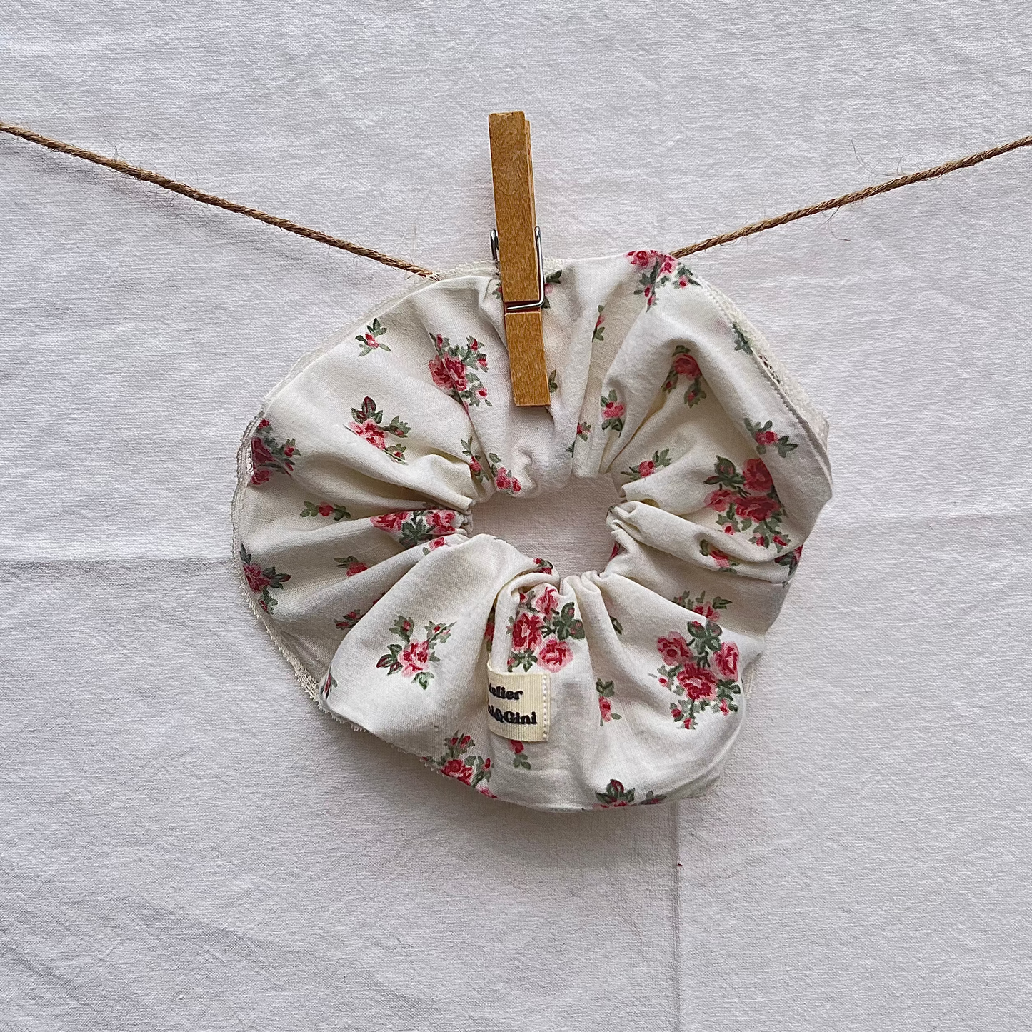 Chouchou XL - motifs fleuris - dentelle